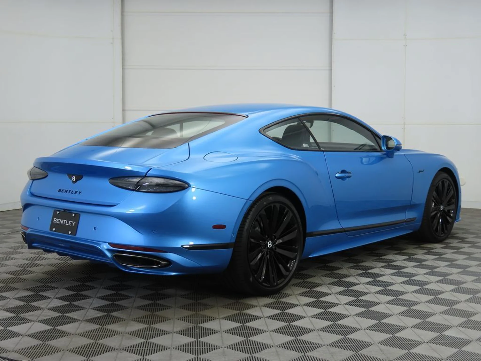 mph004_396967911_new_2026_bentley_continental_gt_8119_22950937_5_1024_694aa94c3a