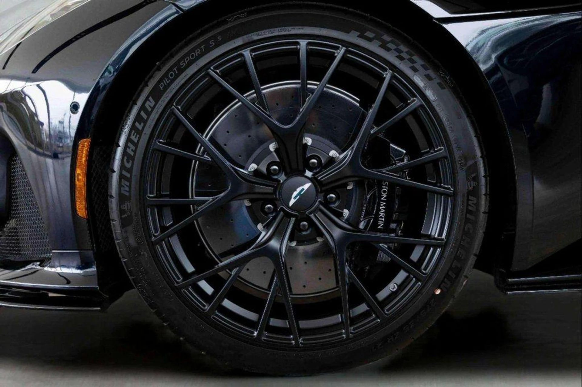 mph004_3970805560_8_Nqd_Z_Wjz9_I8b_SFR_26_Dfu_GL_27t_Tw_26e1e9f669