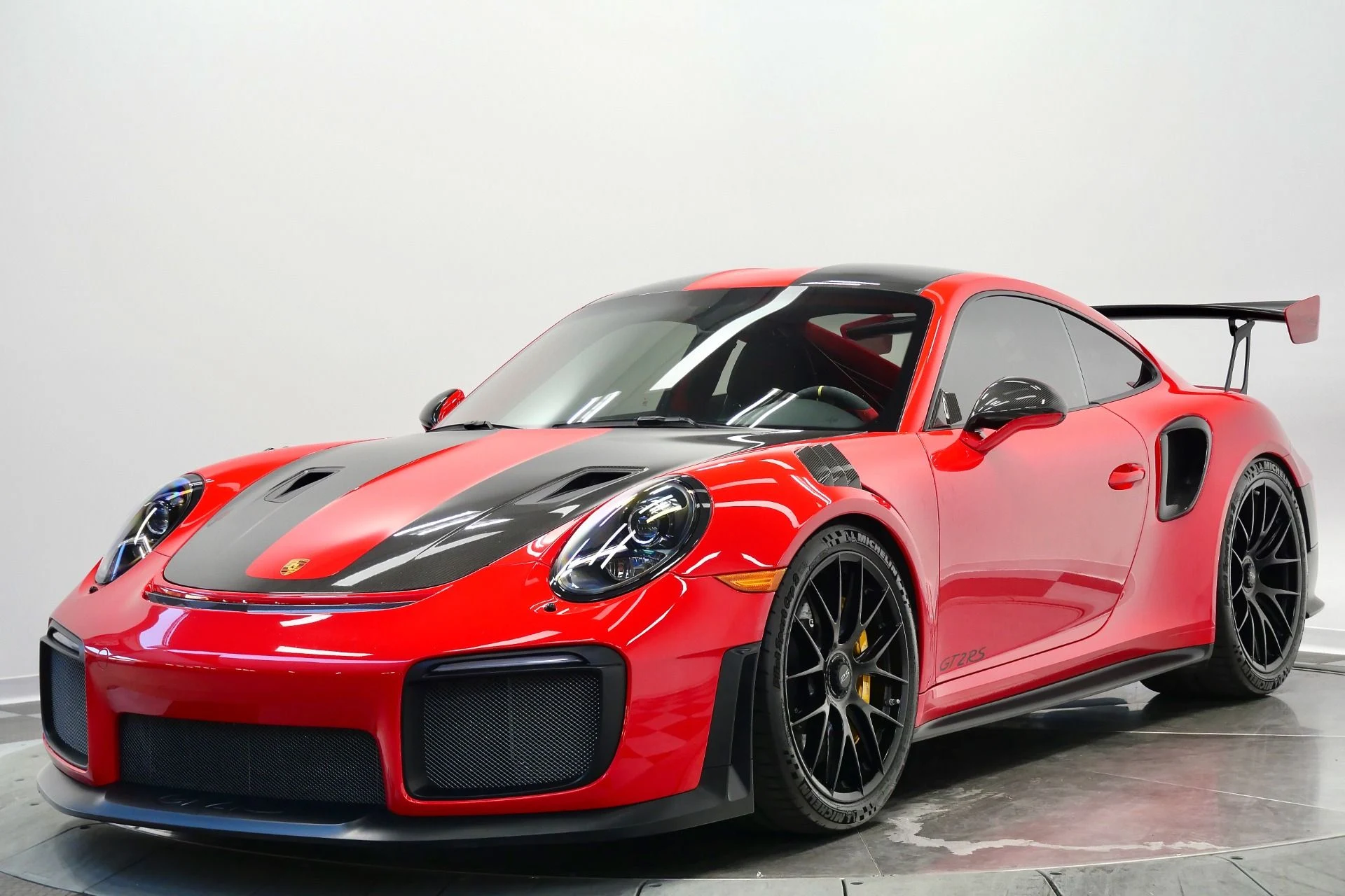 mph004_3972388938_Used_2018_Porsche_911_GT_2_RS_Weissach_Package_Front_Axle_Lift_1770139742_26c262d77e