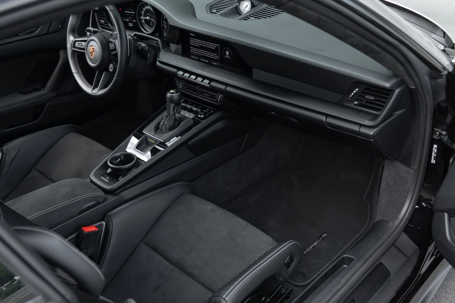 mph004_3977258731_Used_2022_Porsche_911_GT_3_1759173275_56687824cf