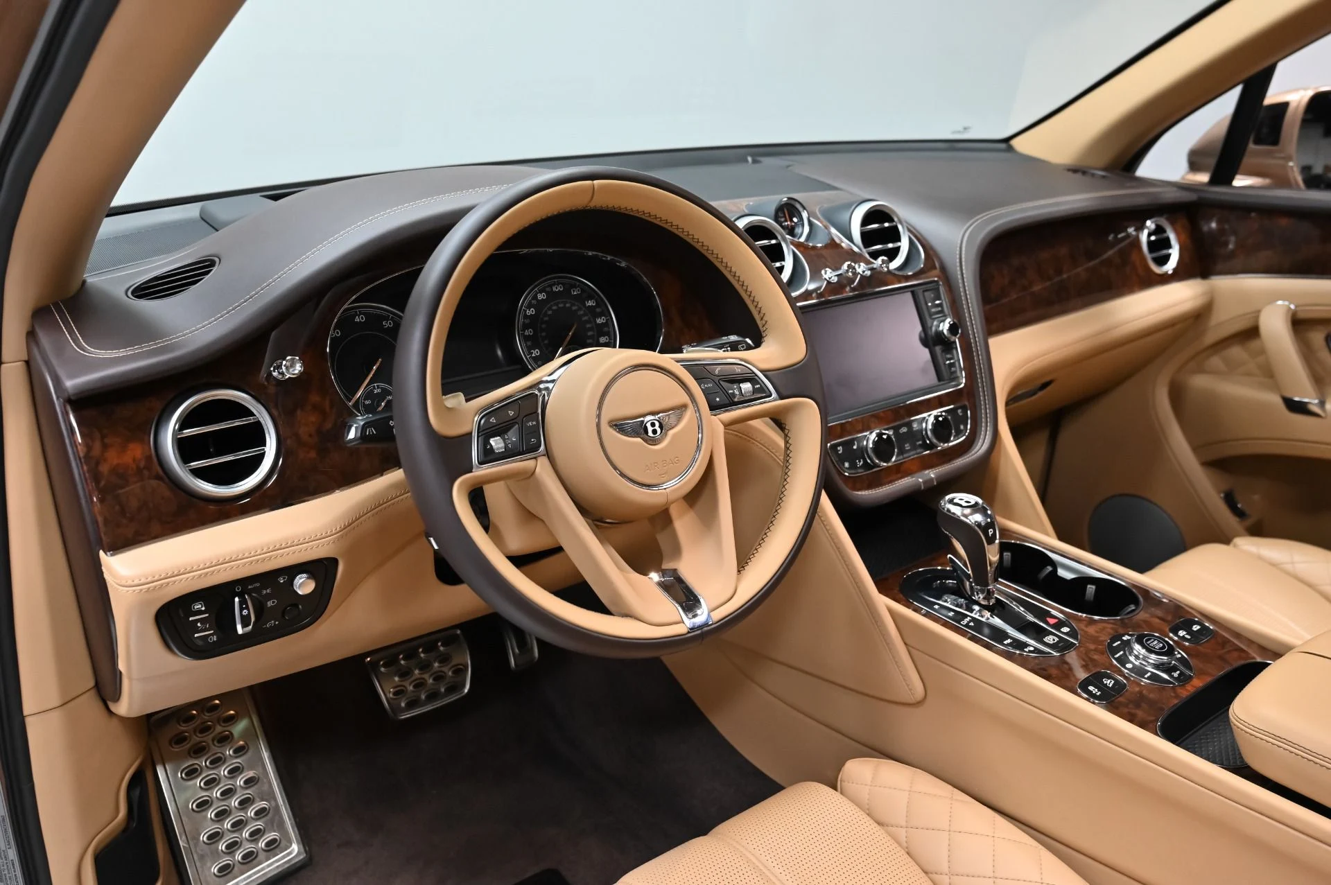 mph004_3983837178_Used_2017_Bentley_Bentayga_W12_1759876449_80da77d48e