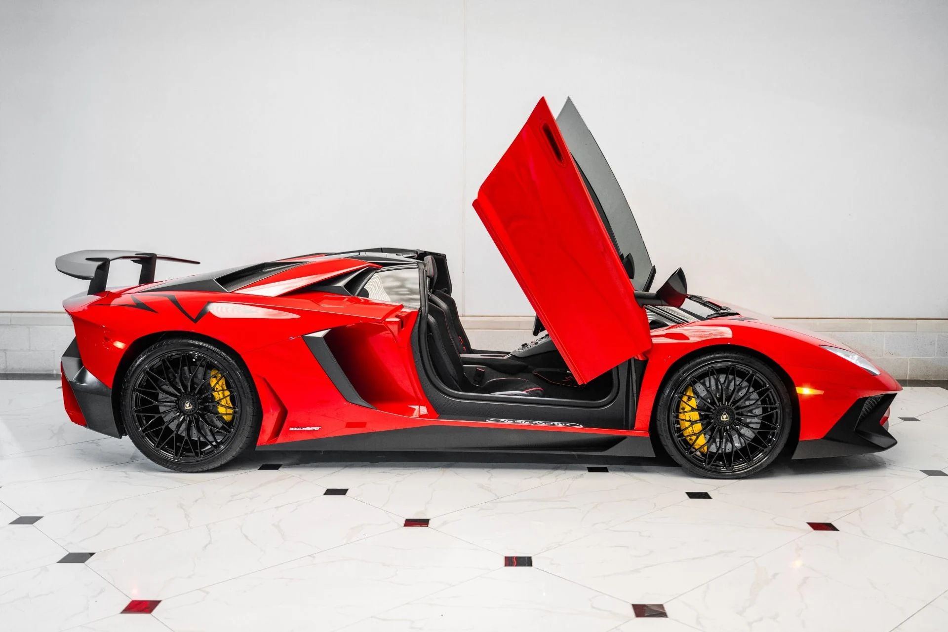 mph004_3983841932_Used_2016_Lamborghini_Aventador_LP_750_4_Super_Veloce_Roadster_The_Weeknds_1756779167_3996cd98de