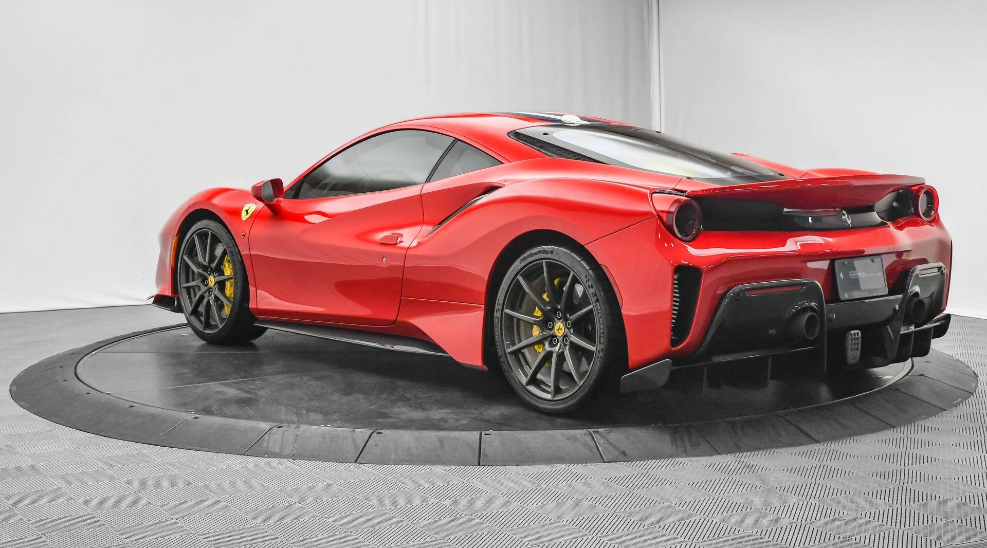 mph004_3988166717_Used_2020_Ferrari_488_Pista_Base_1757453140_08483d75ac
