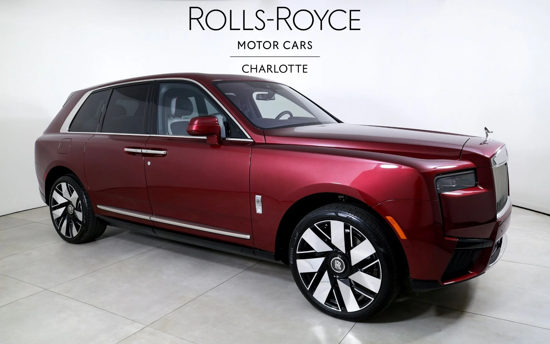 mph004_3988536118_Used_2025_Rolls_Royce_Cullinan_1757533744_86635f1b7b