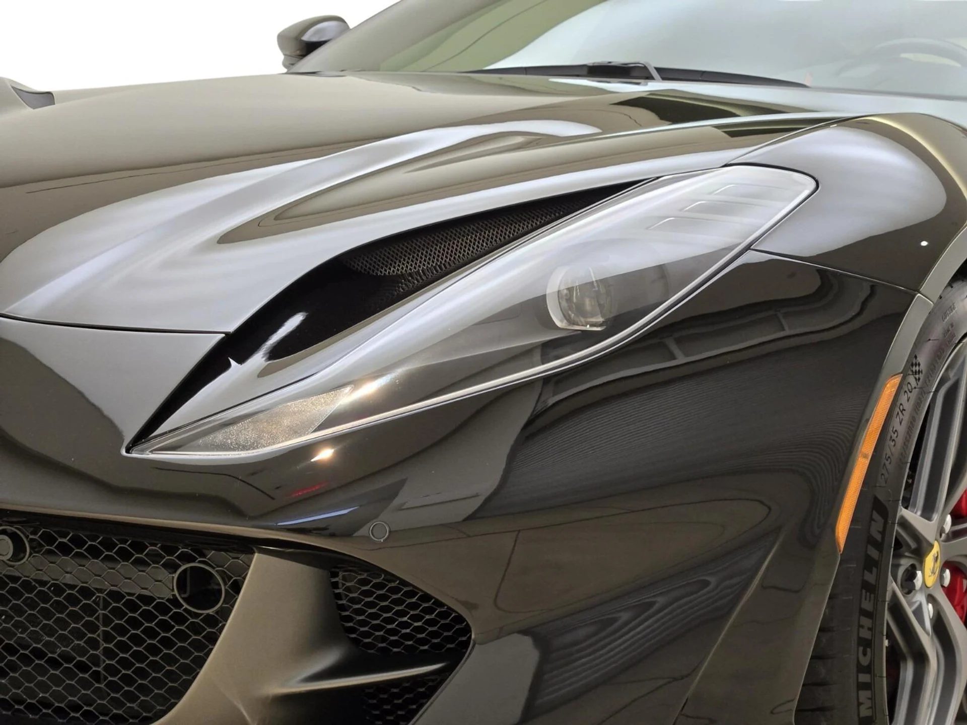 mph004_3995812576_Used_2020_Ferrari_812_Superfast_1765003228_2f2ed42504