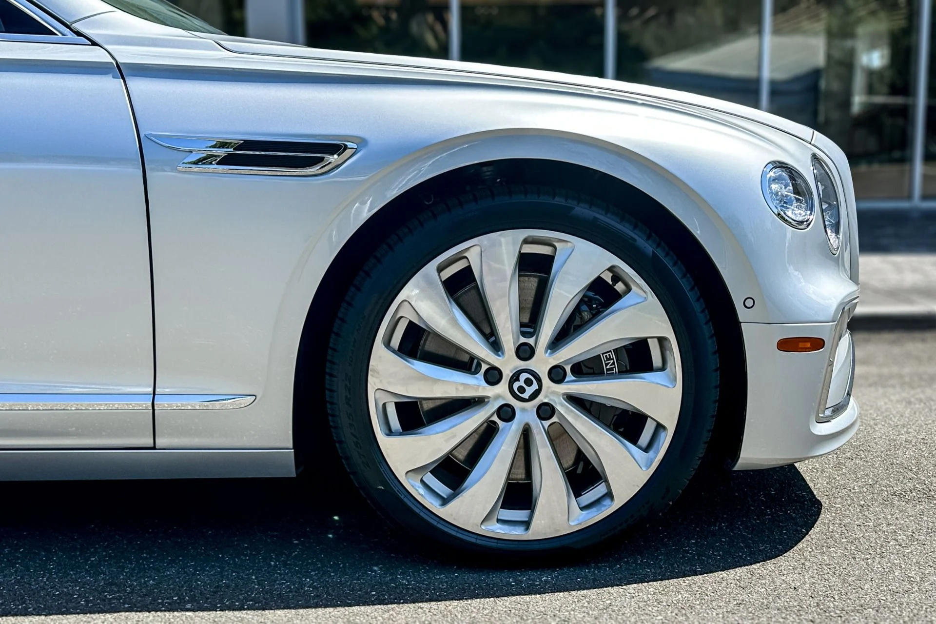 mph004_39990096_New_2026_Bentley_Flying_Spur_1783692086_80d4c3a431