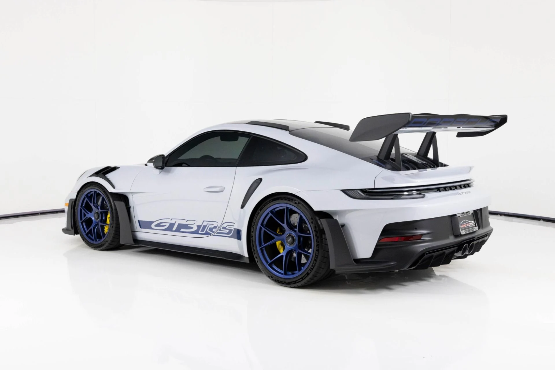 mph004_4003673427_Used_2025_Porsche_911_GT_3_RS_1779147252_c6b5b32585