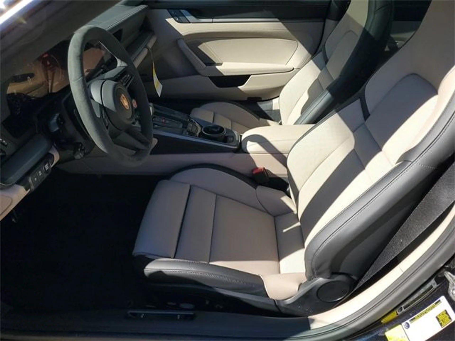 mph004_400452764_2bbfbe05219b0b591de5bebdac5a0e67x_69383b5a90