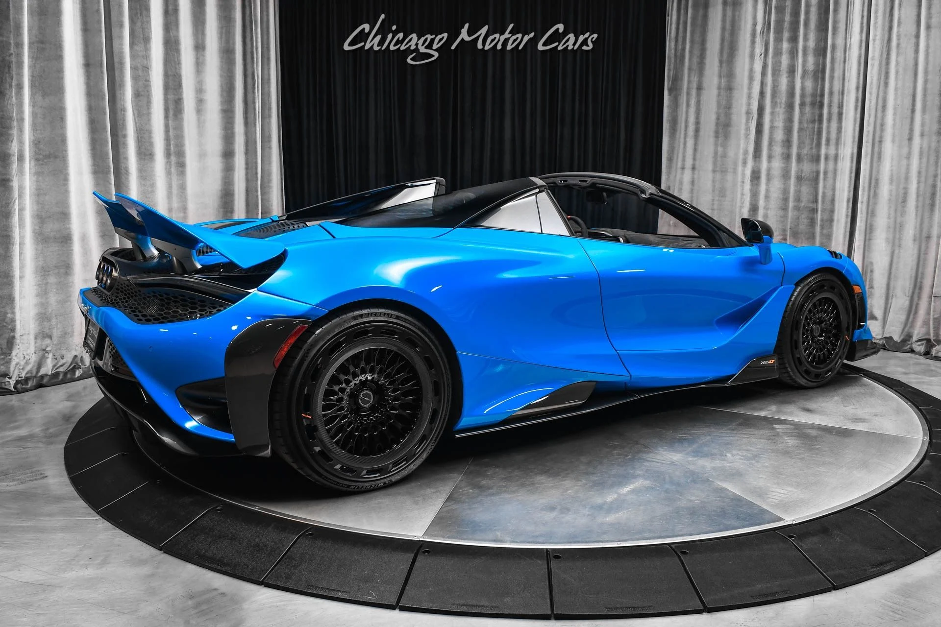 mph004_4009335317_13451_p5_l_b328f960a0