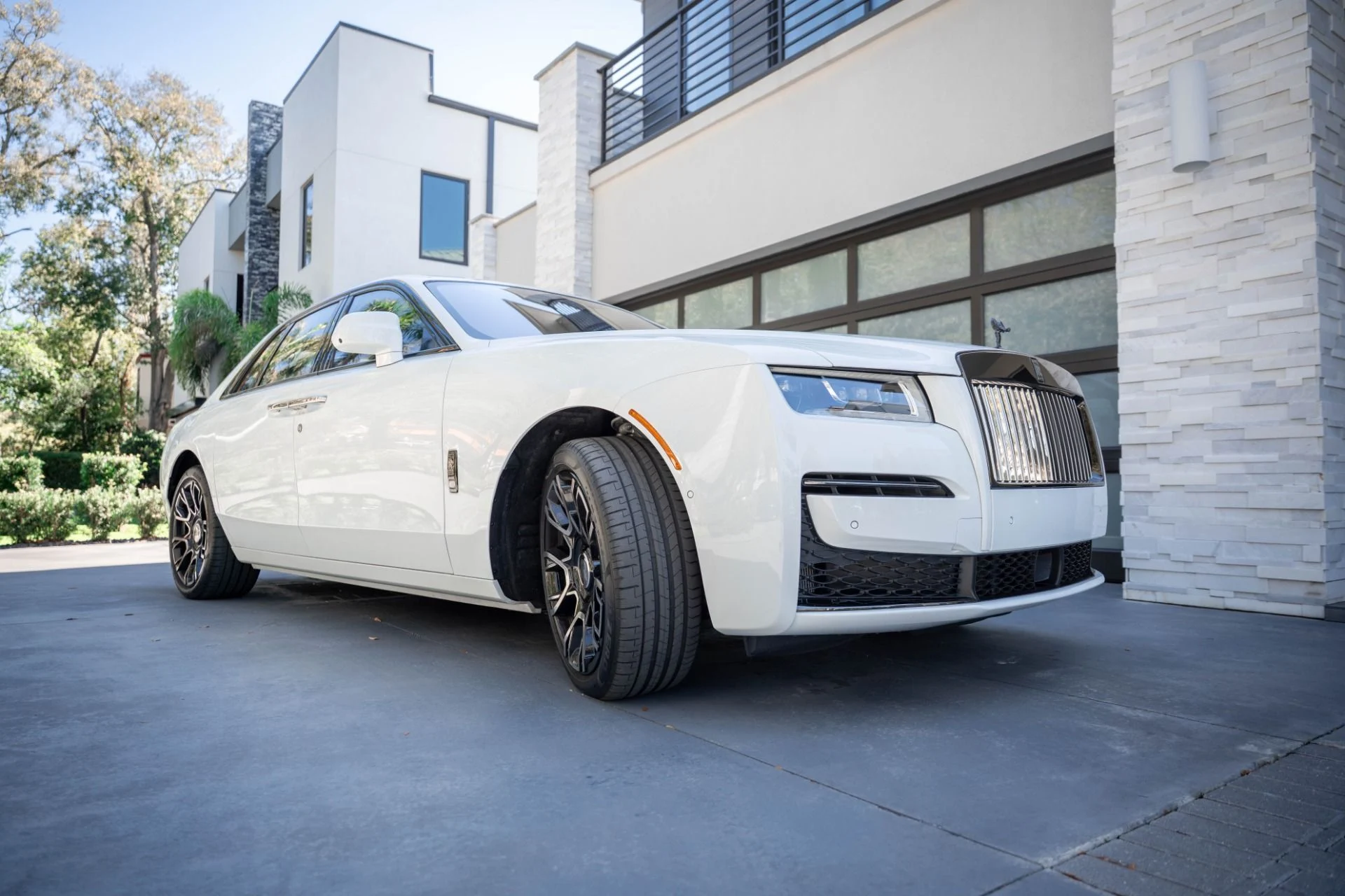 mph004_4016676043_Used_2022_Rolls_Royce_Black_Badge_Ghost_1772144712_becf5cdc19