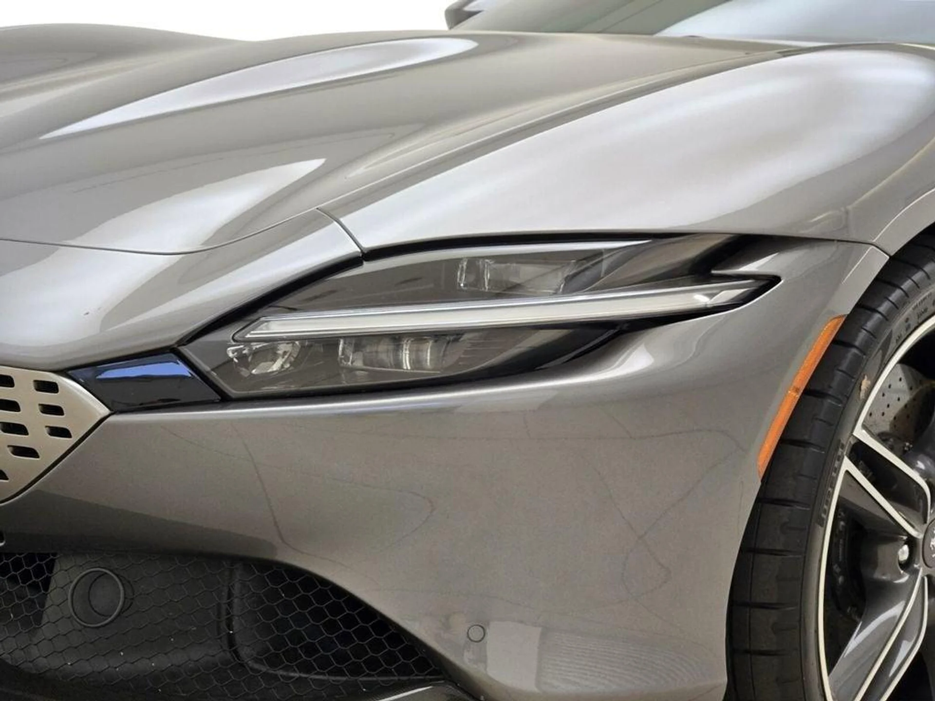 mph004_4023121405_Used_2022_Ferrari_Roma_1775292304_4f6c0cba67