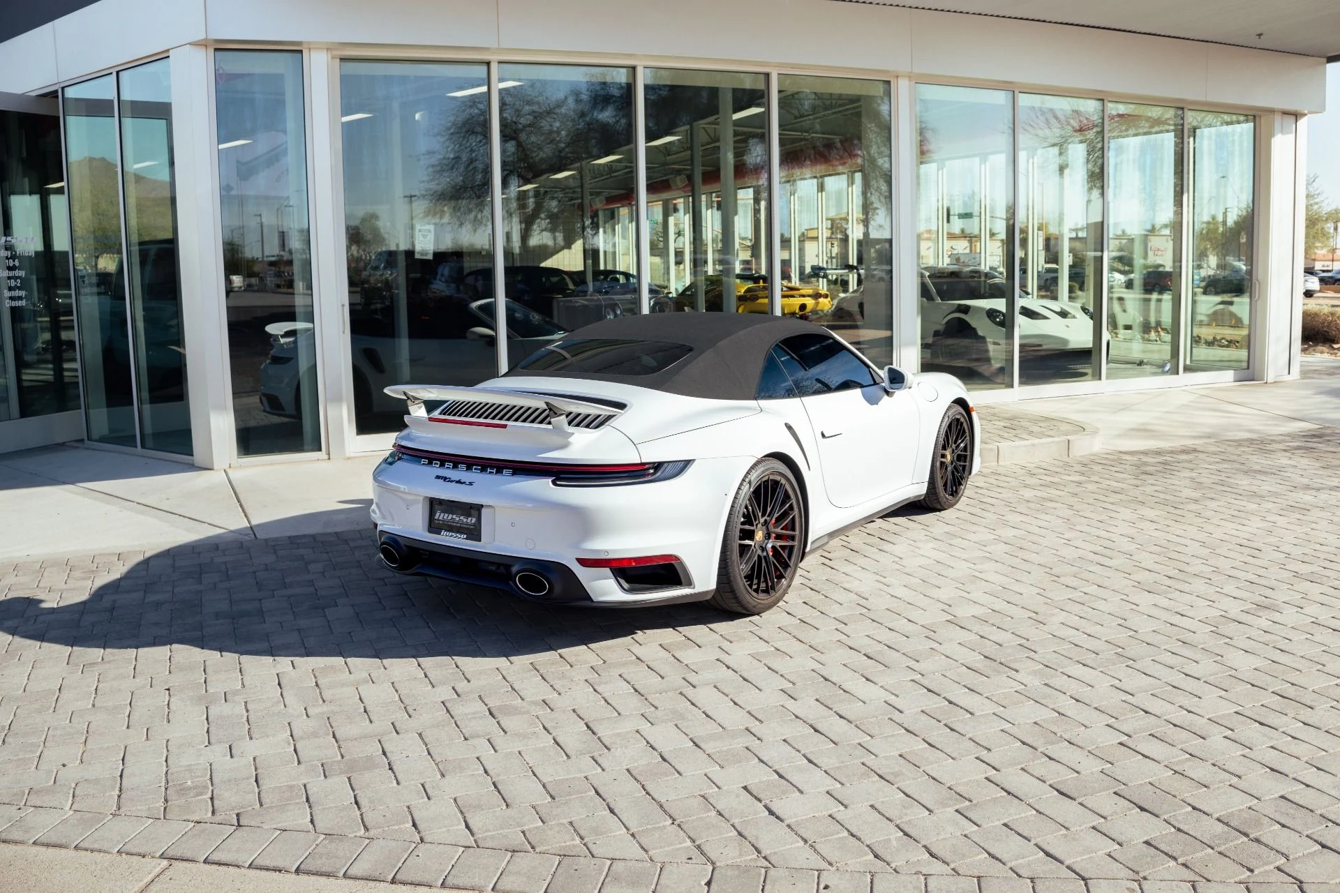 mph004_4023628552_Used_2024_Porsche_911_Turbo_S_1771865843_5a0784f026