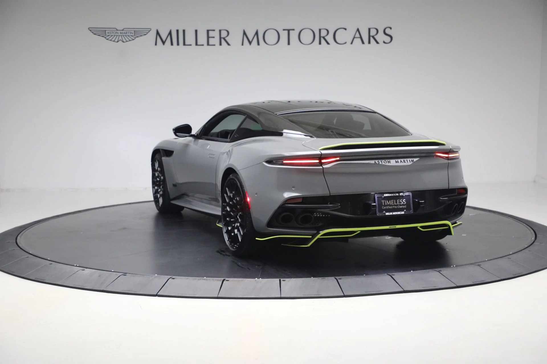 mph004_4025335965_Used_2023_Aston_Martin_DBS_770_Ultimate_1786363393_fe8566874d