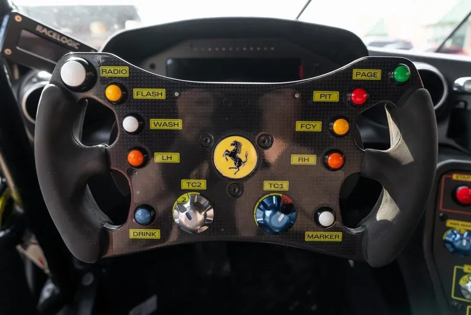 mph004_4030619365_4154d77e69d99417b350ff8bf079d0e0_59b4aea89e