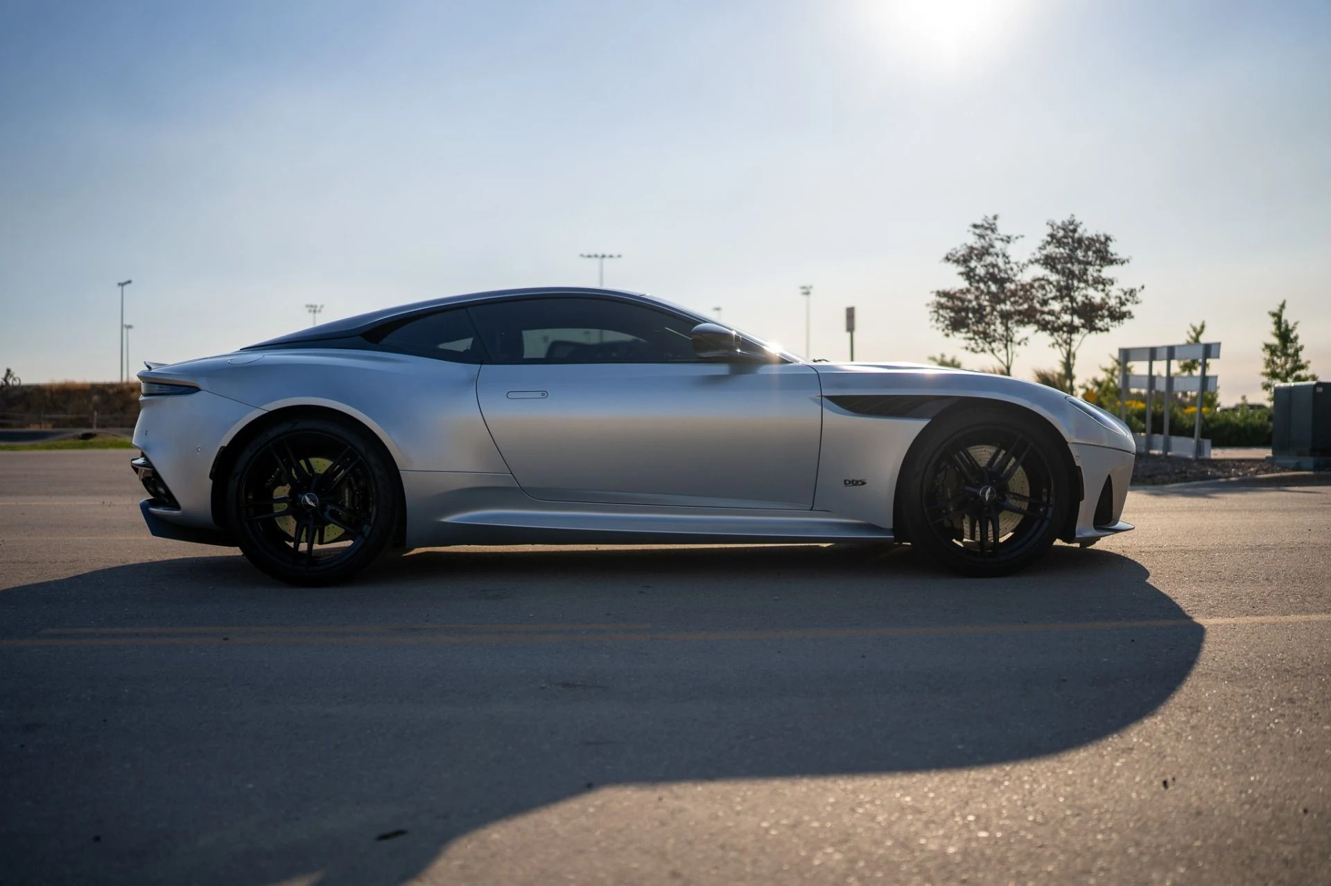 mph004_4047352773_Used_2020_Aston_Martin_DBS_Superleggera_1782927184_50e34c49dd