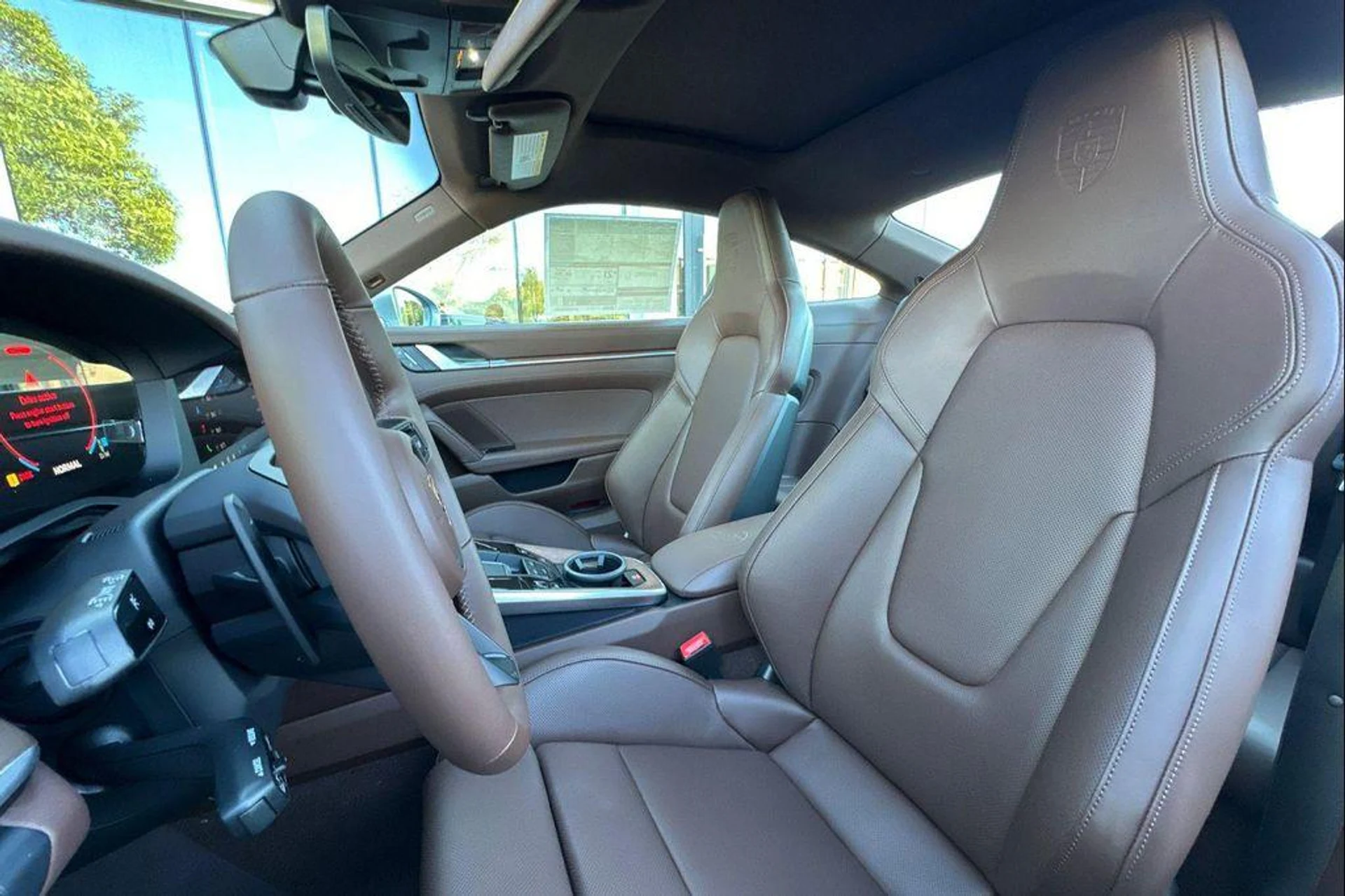 mph004_4048469275_v7_Z_Vn9_Er_QTUFH_4phre_AYI_82u_Xn0_1552b5e966