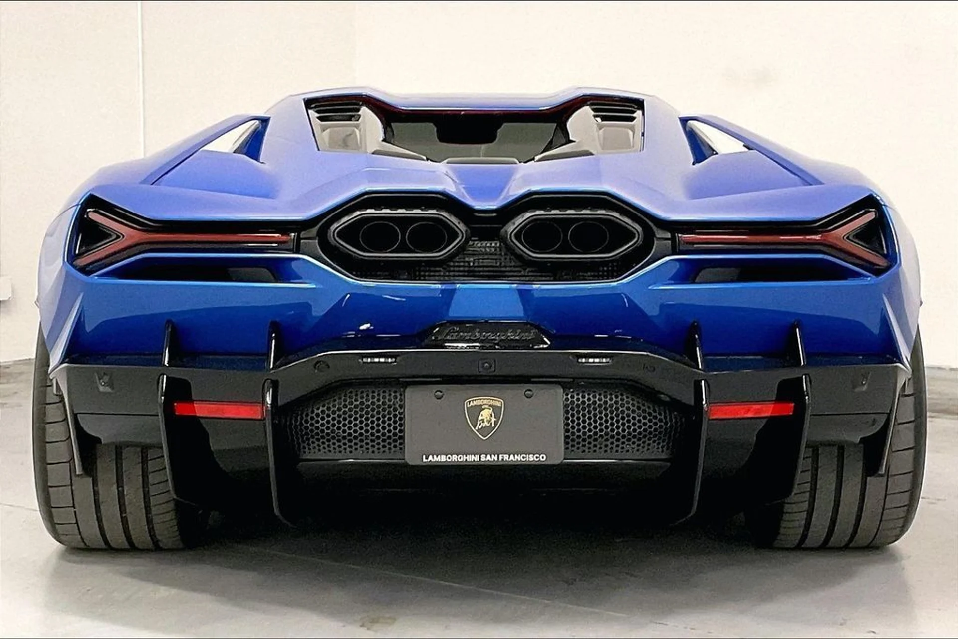 mph004_4049800136_5e7e02f36f72271222ce878221107f0dx_063f851a05