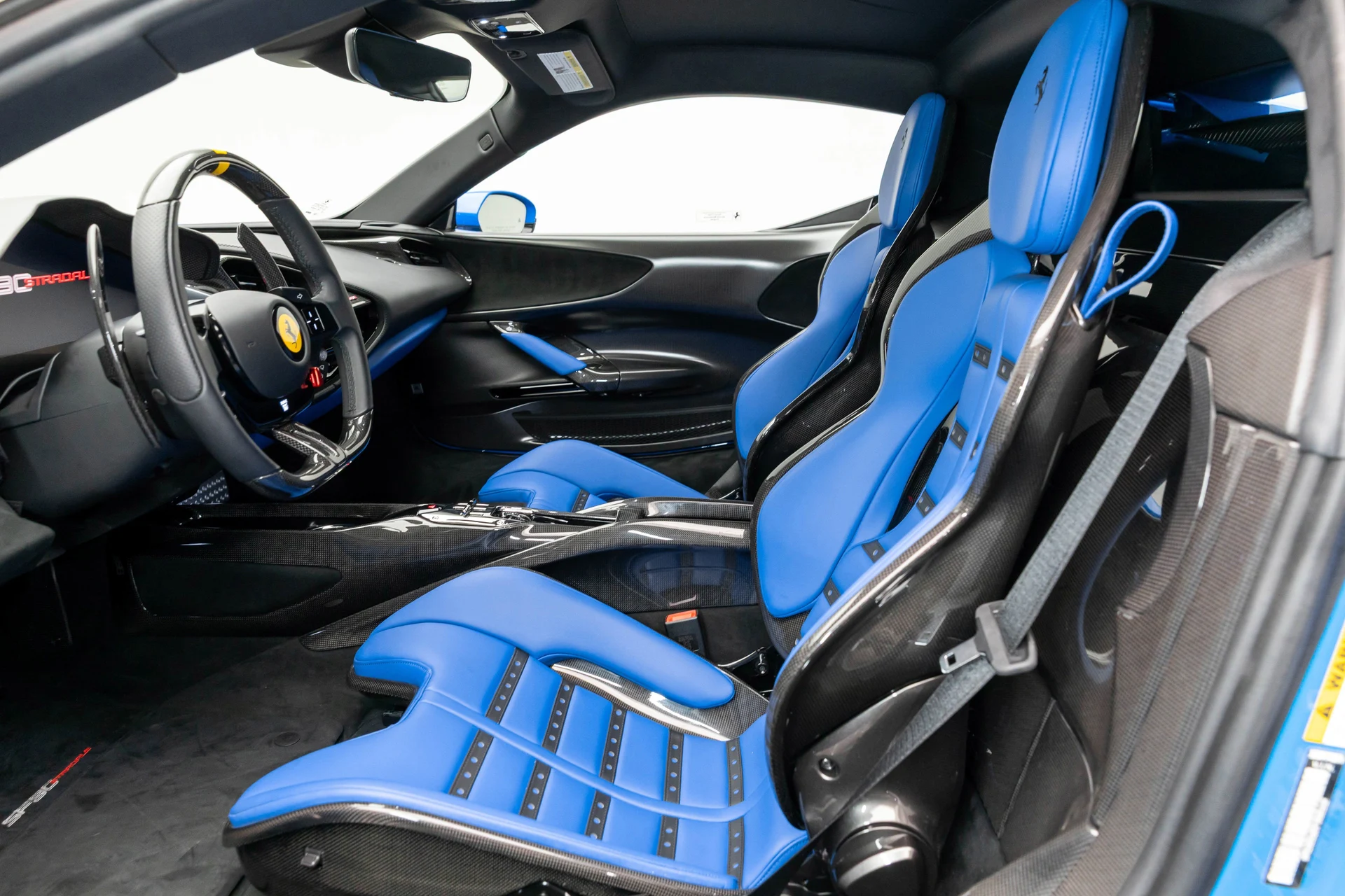 mph004_4052620630_d0a84b51ec1a455e9a8ddf4a6bf303e1_652369720c