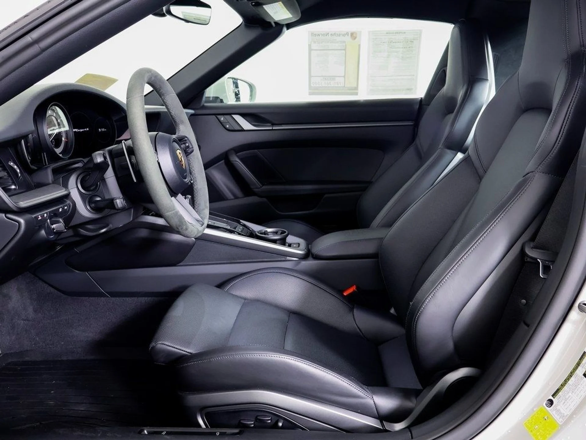 mph004_4056970968_c9252e6f9afc4c1ed69d5d549dca8c75x_5578495e3f