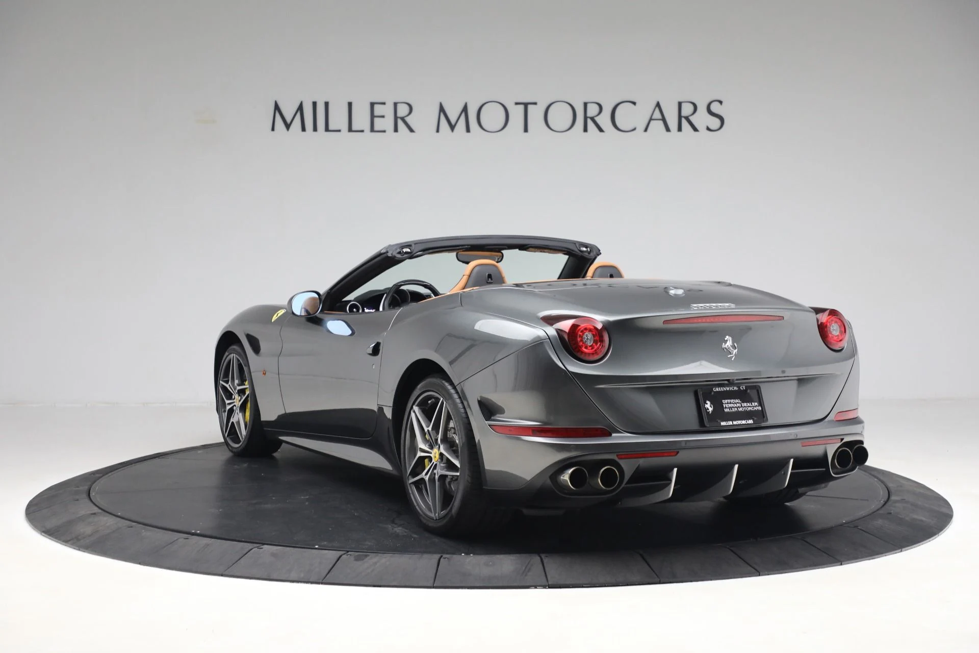 mph004_4057418218_Used_2017_Ferrari_California_T_1688060415_900ea36c17