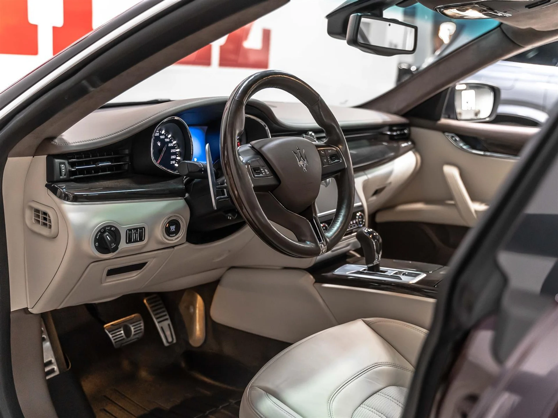 mph004_4062424418_bed13ab6_7ec3_4a1f_8051_fa9ec7f1ddda_2a286f8613