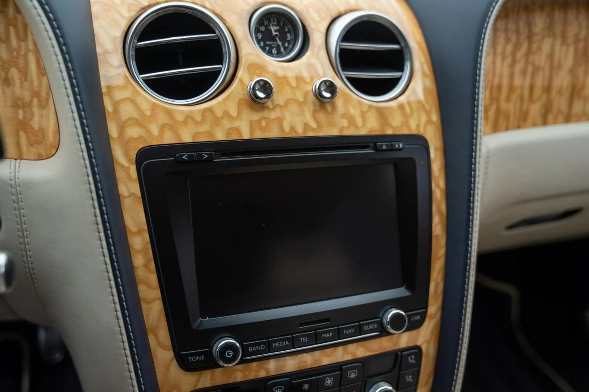 mph004_4079664872_d1bb76348da0e23a8451bf82cc852cb5_61a6369af0