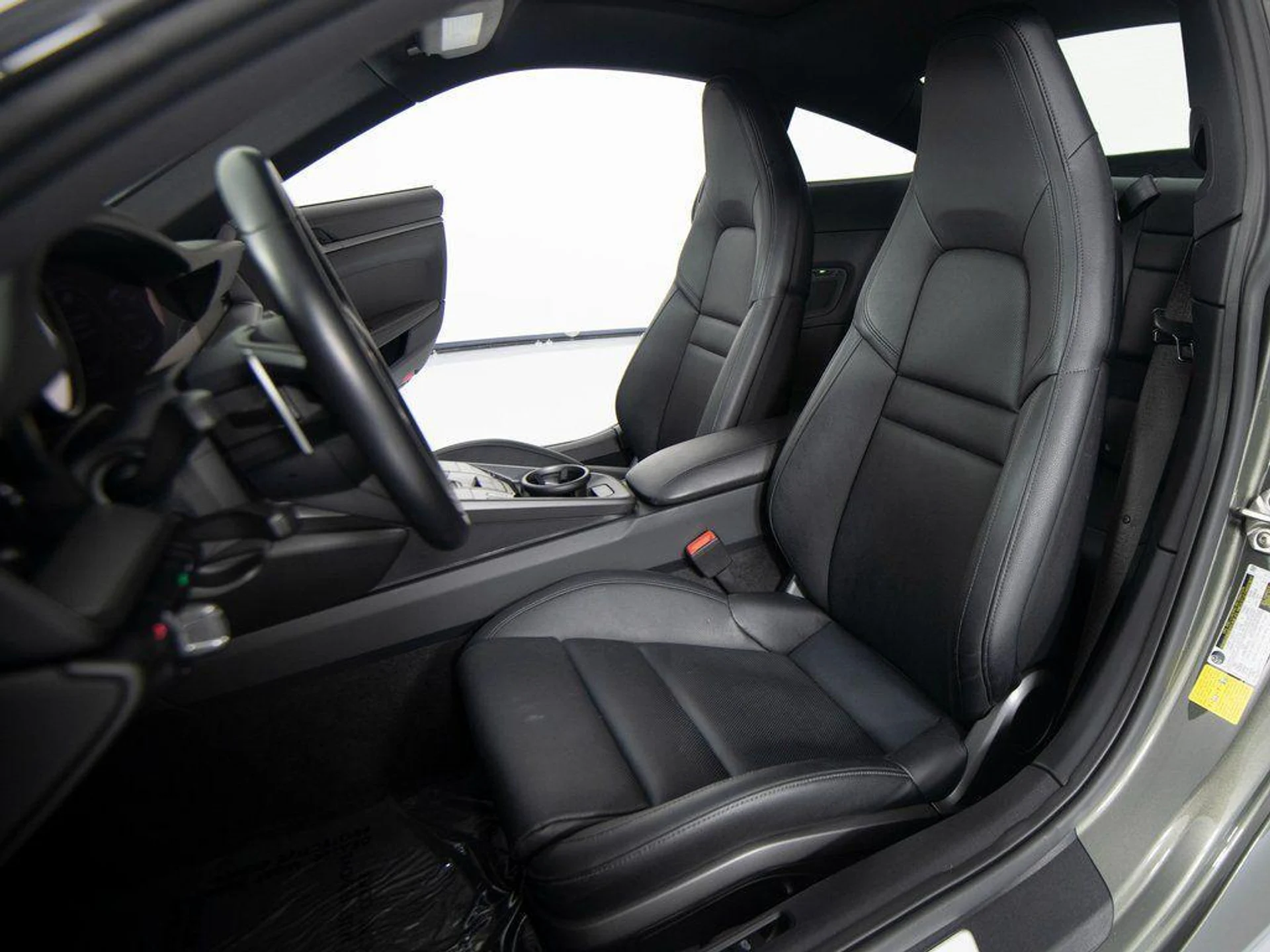 mph004_4080463172_ig_0y_JT_9hqm_Sl_HOR_Pkca_G_Lr_E1_E_80fd4a4a94