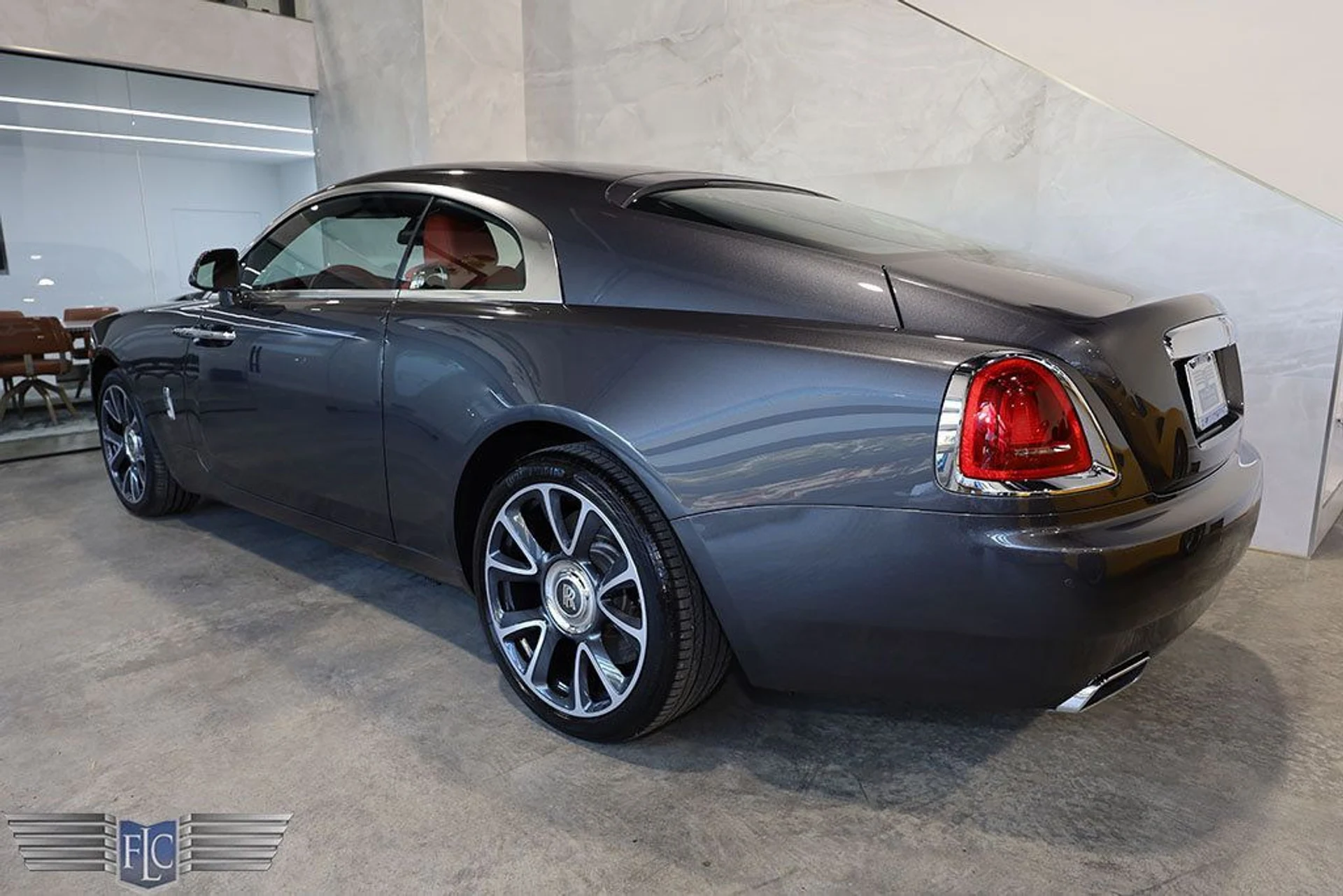 mph004_4080528818_used_2019_rolls_royce_wraith_coupe_9689_22263215_5_1024_fb6768d13a