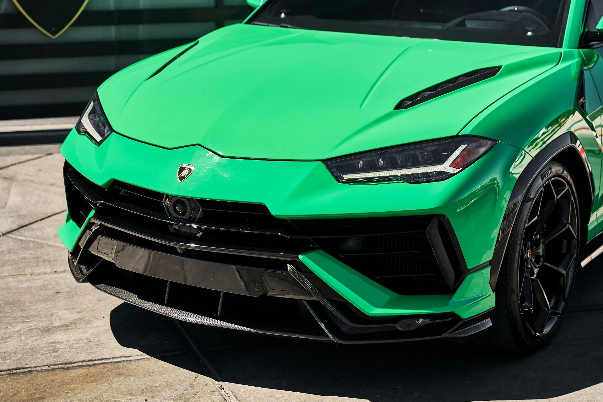 mph004_4081130223_Used_2023_Lamborghini_Urus_Performante_1788571080_e5fbfbd8cc