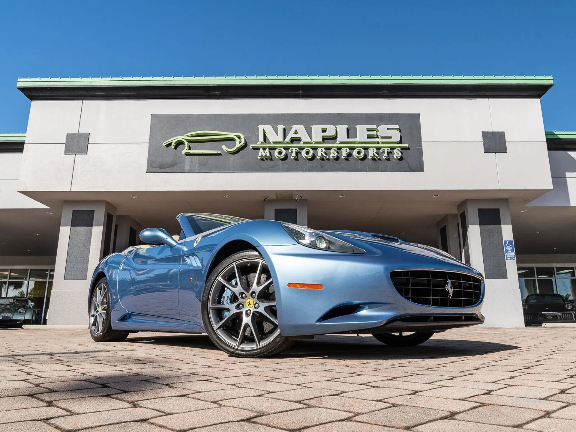 mph004_4082205261_Used_2010_Ferrari_California_1793131300_d7a17aeaab