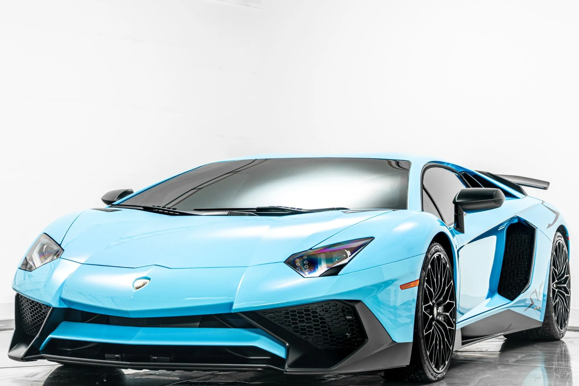 mph004_4083033524_Used_2016_Lamborghini_Aventador_LP_750_4_SV_Amazing_Color_Ryft_Titanium_Exhaust_1780610472_68d402a12b