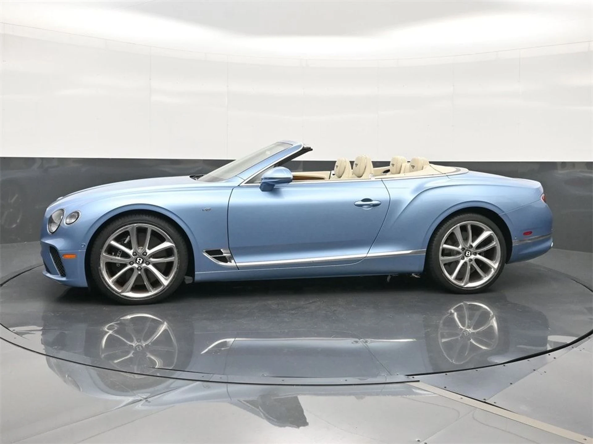 mph004_409461423_76994a0e71f4fd0b8c830b5d7a8e1d99x_5e6e7e1f93