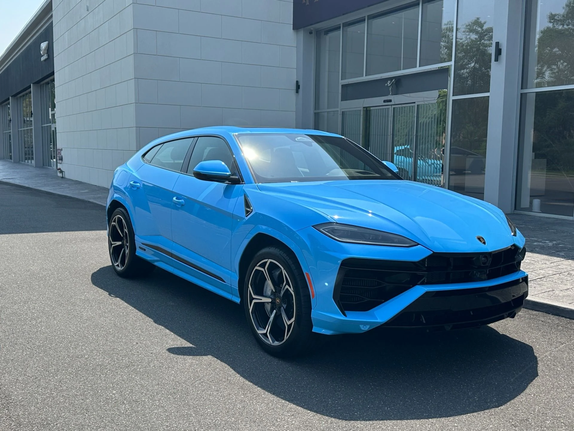 mph004_4095814736_Used_2026_Lamborghini_Urus_SE_1783978543_323f2ba917