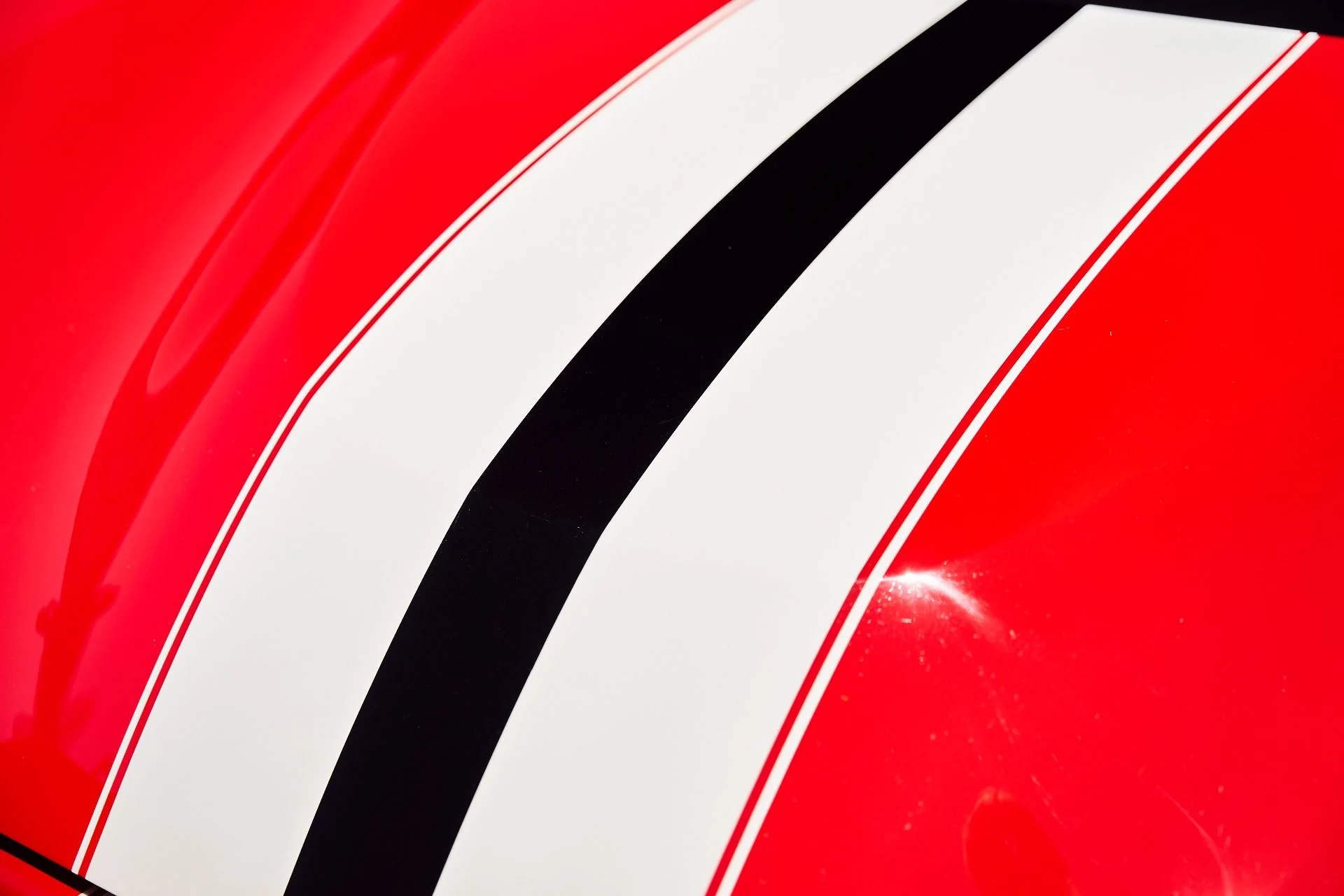 mph004_4096411560_Used_2020_Ferrari_488_Pista_1783794191_ed1b6400e9