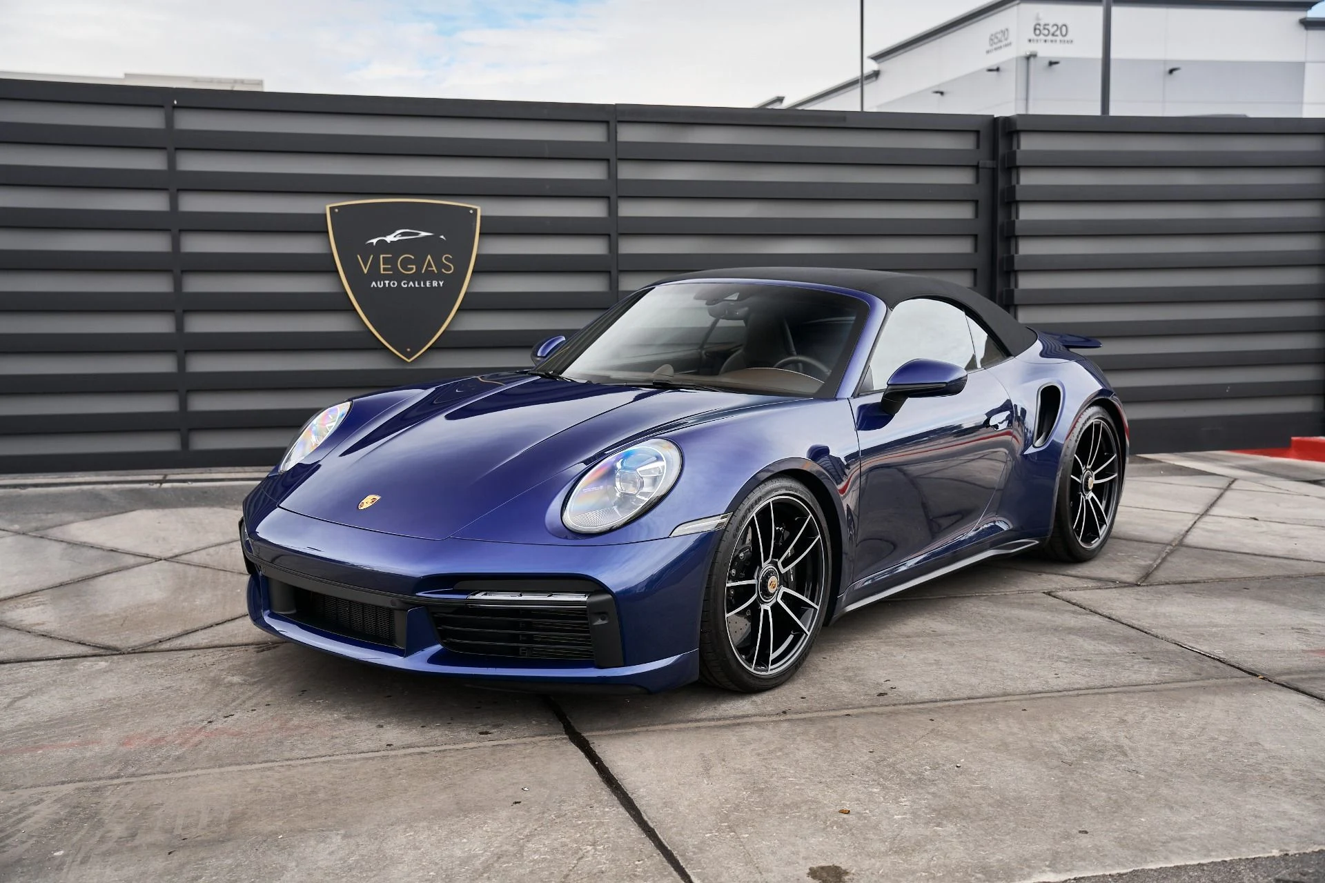 mph004_4098597252_Used_2021_Porsche_911_Turbo_S_1763157423_c5ac67f24b