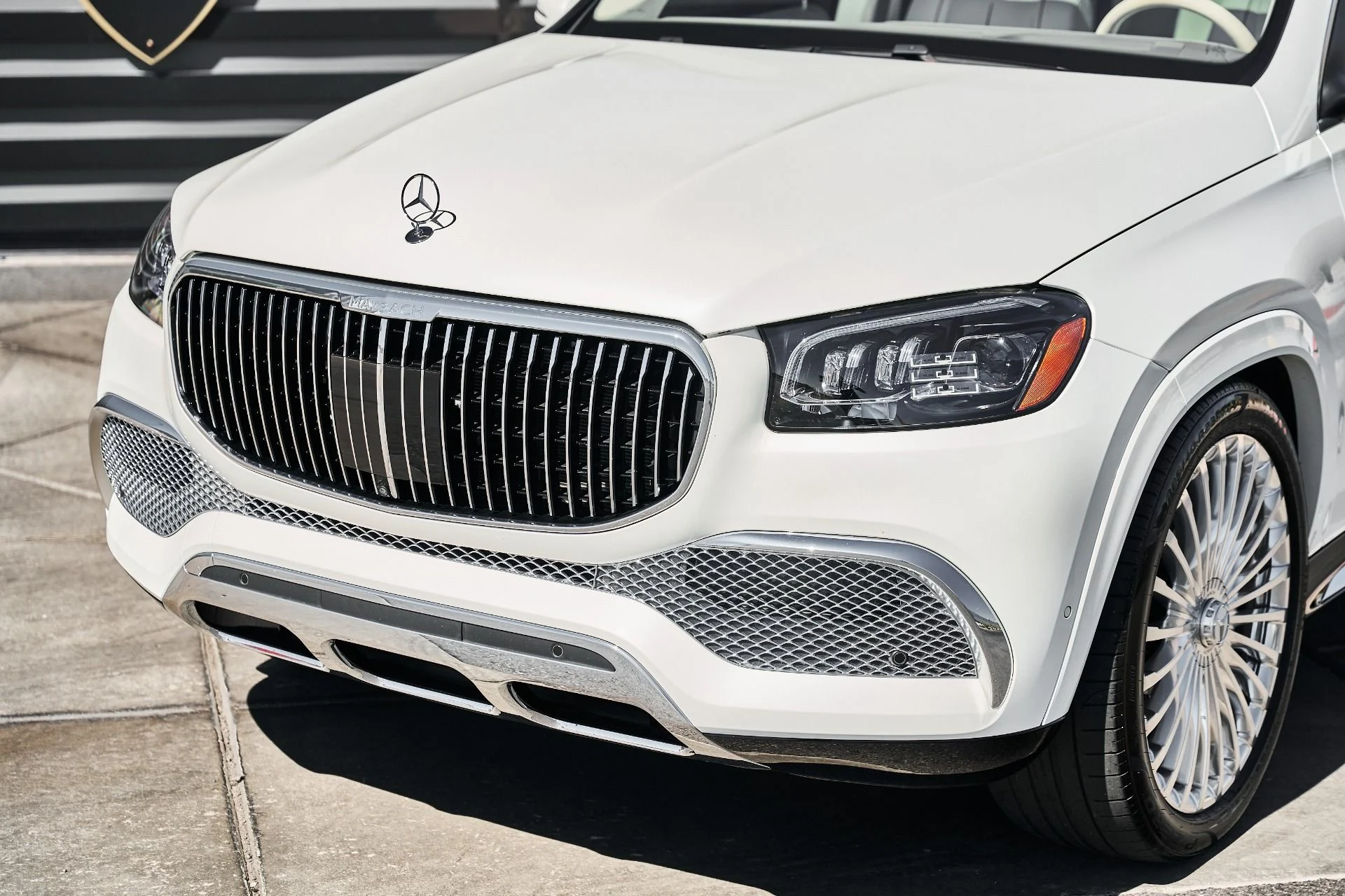 mph004_4108736509_Used_2023_Mercedes_Benz_GLS_Maybach_GLS_600_1789174452_e420edbd5a