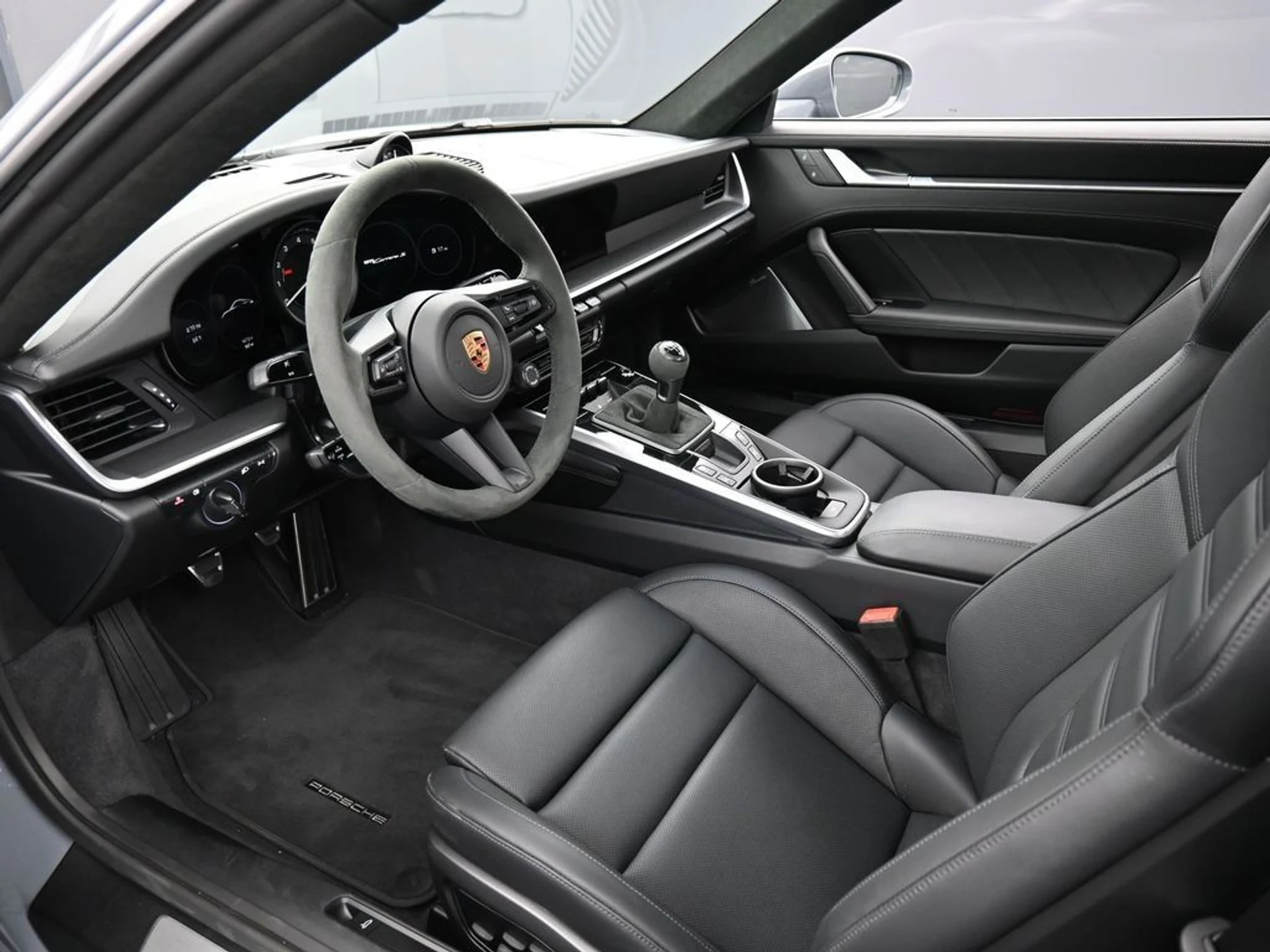 mph004_4116945871_image_4_4f5750d07d