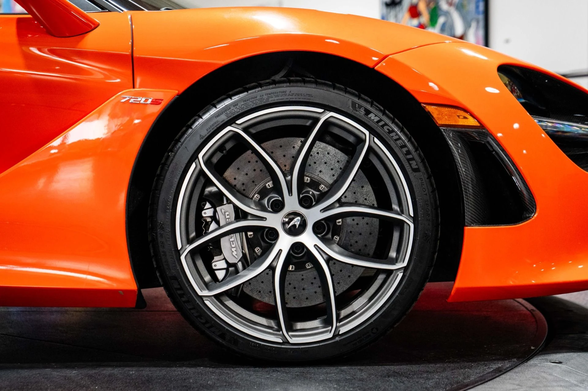 mph004_4117130751_Used_2019_Mc_Laren_720_S_Spider_1767641585_36c5975a12