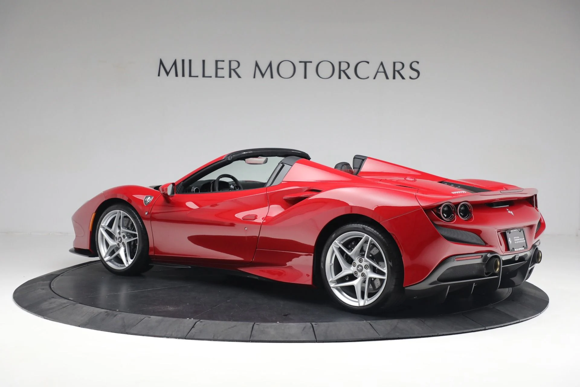 mph004_4129033431_Used_2021_Ferrari_F8_Spider_b8b833464f