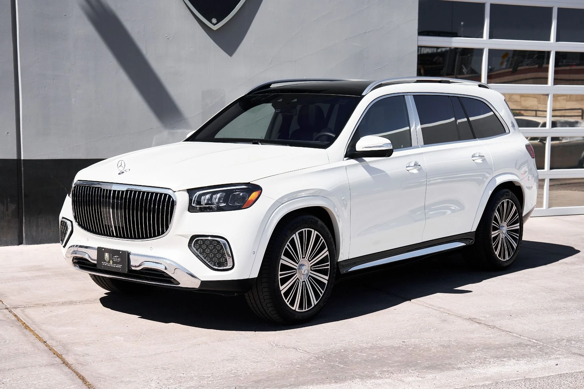 mph004_412919012_Used_2024_Mercedes_Benz_GLS_Maybach_GLS_600_1754358842_43667e5c49