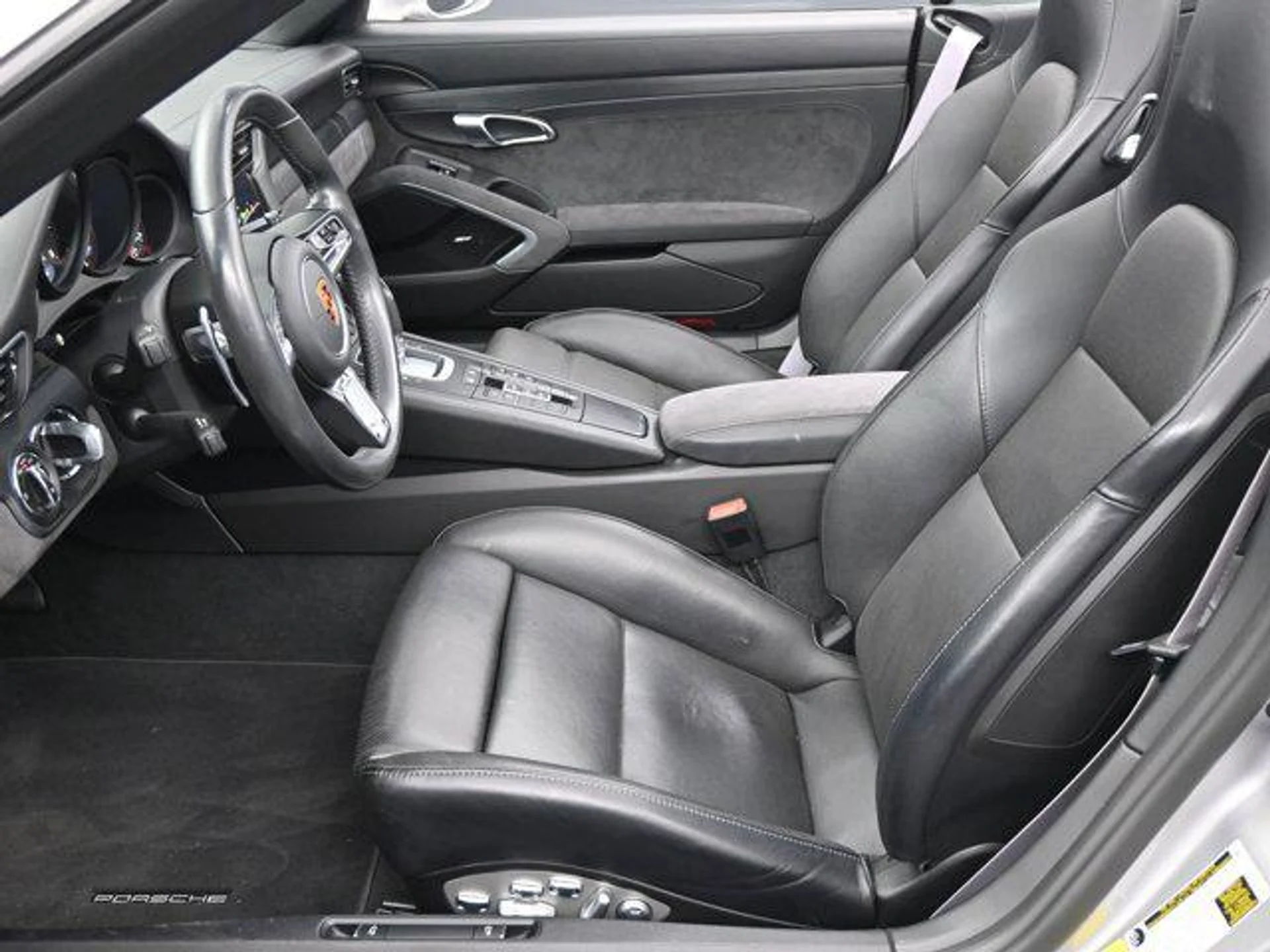 mph004_4133008809_oup25l_Hv_SP_Em_DM_8fjkc_64nul_Z0_77924587ea