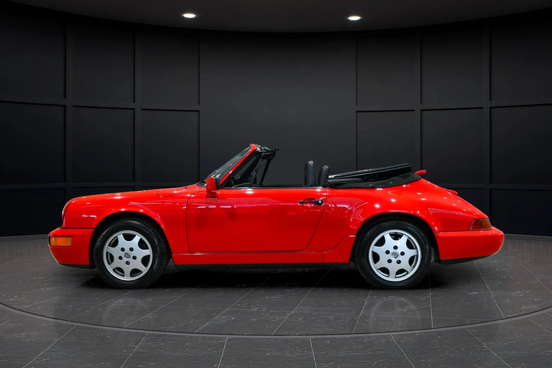 mph004_4136177219_752758a3_f6fb_4e16_a9bf_57e1e02613b5_1_5_Exterior_199120_Porsche2091120_Carrera20_Cabriolet2028_WP_0_CB_2961_MS_46059429_5_0357dd2fd7