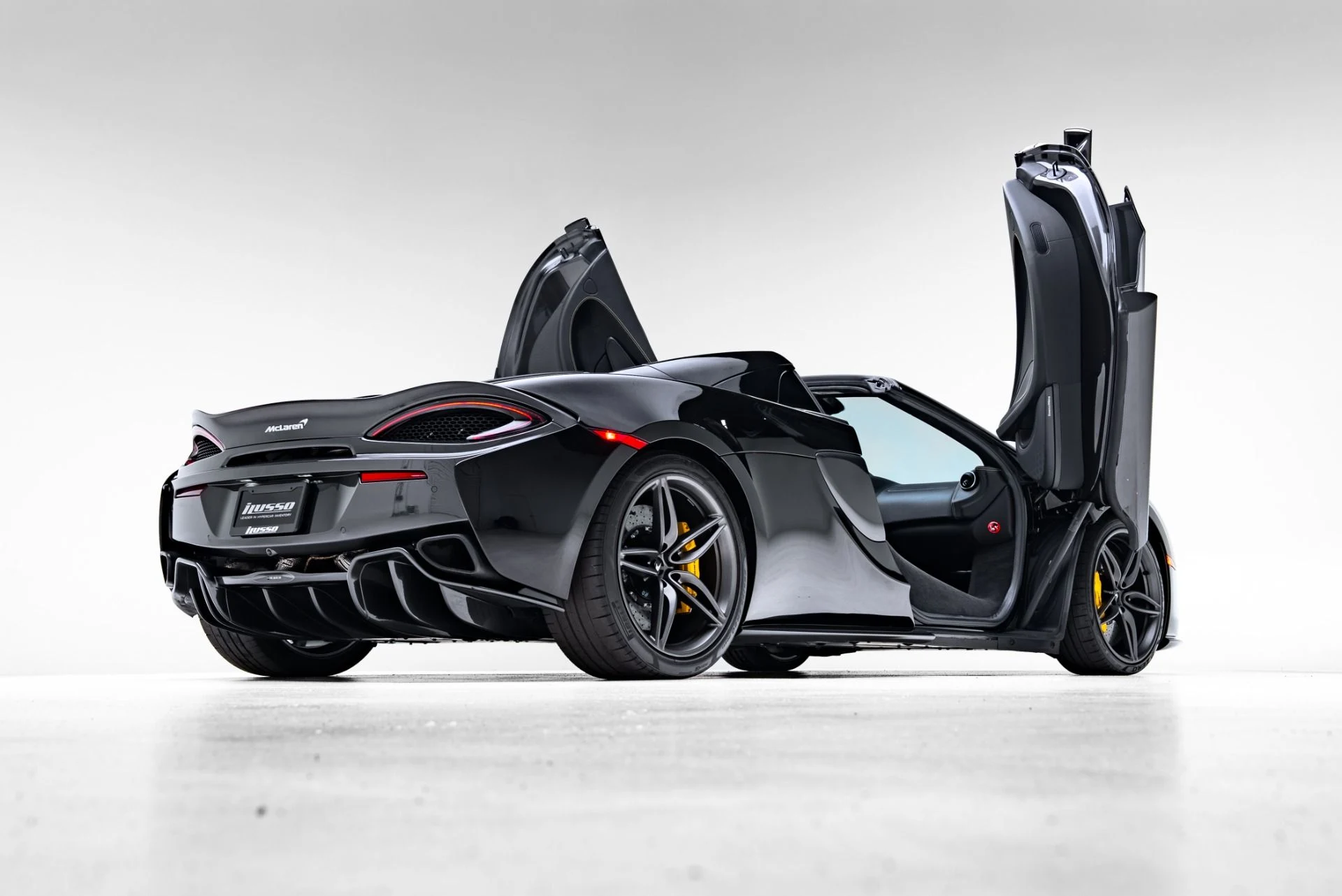 mph004_4137902316_Used_2019_Mc_Laren_570_S_Spider_1771457585_2a7368d743