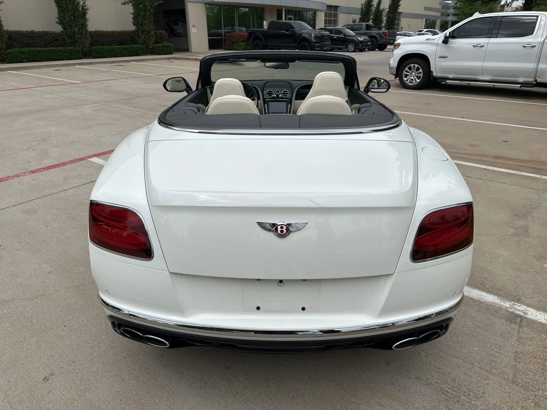 mph004_4141088142_bb0e707c96df4a967c177526a8a24112x_4f0142f340