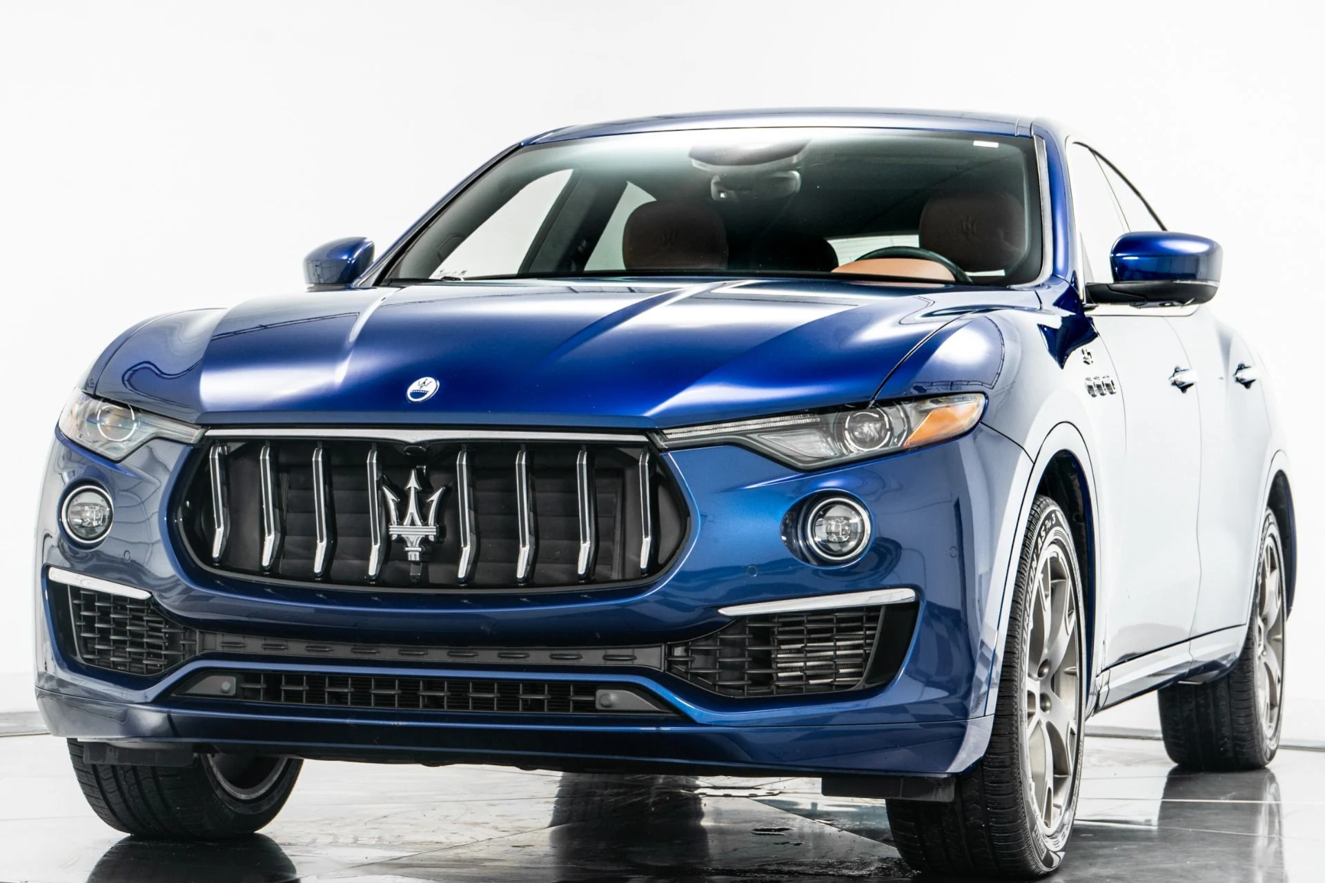 mph004_4142227598_Used_2022_Maserati_Levante_GT_1756225683_91acd75e79