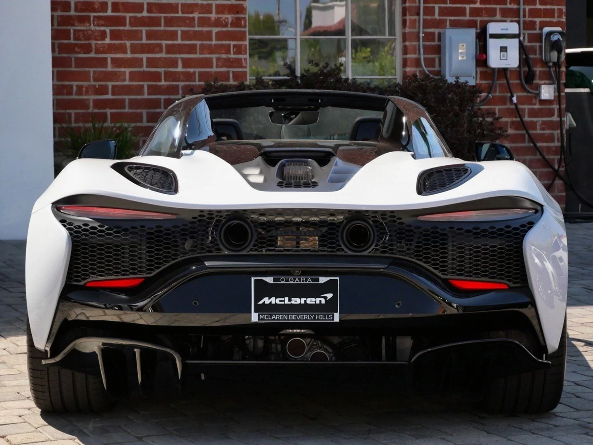 mph004_4143828641_c883ddf1485843c184f2d99aa3aa2e4ax_a2595c6af5