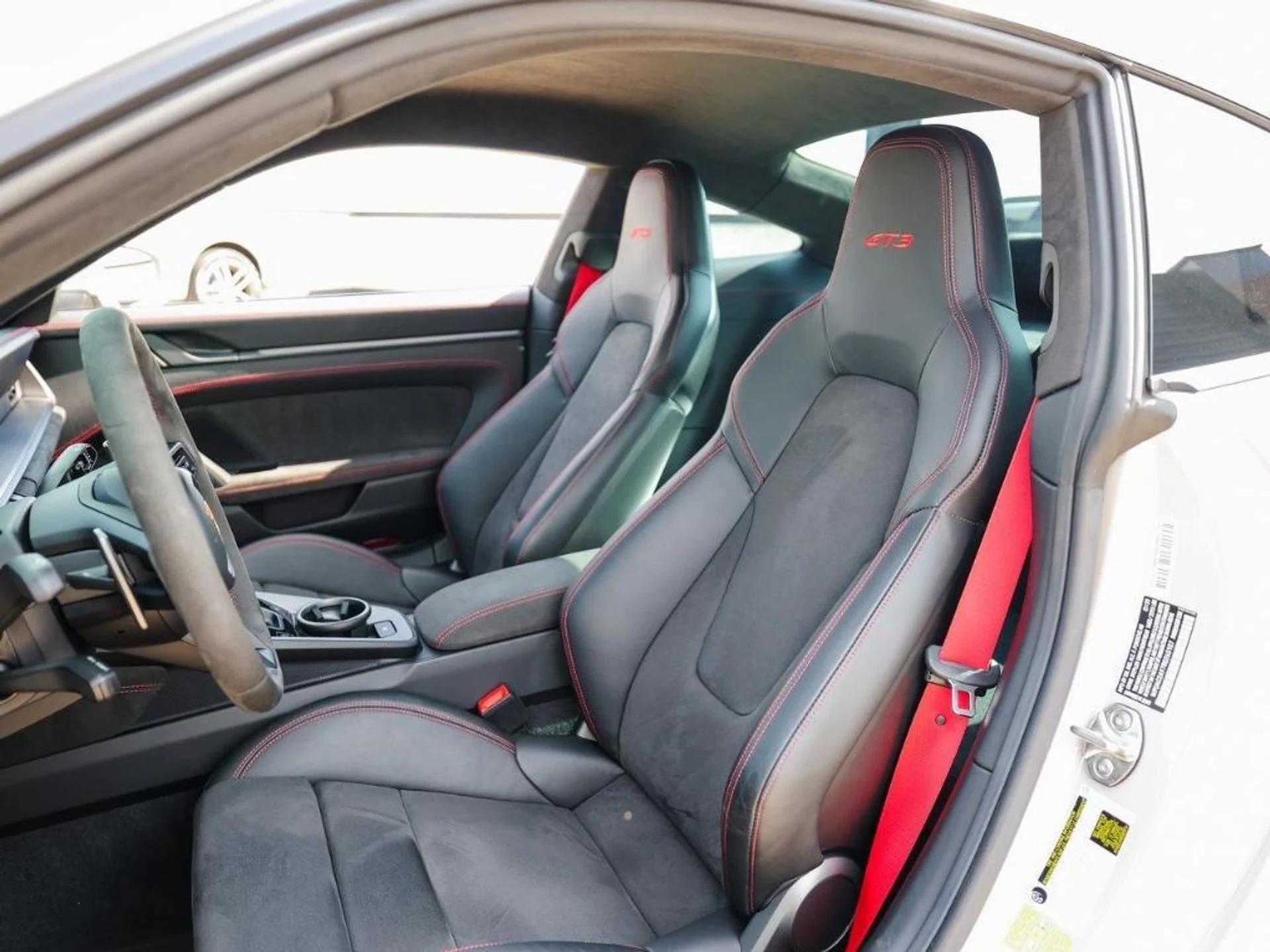 mph004_4143987635_Mo_Y_Ho8xve_Mr4_Wx2_Uidt_W2riqr3_I_01840eaa10