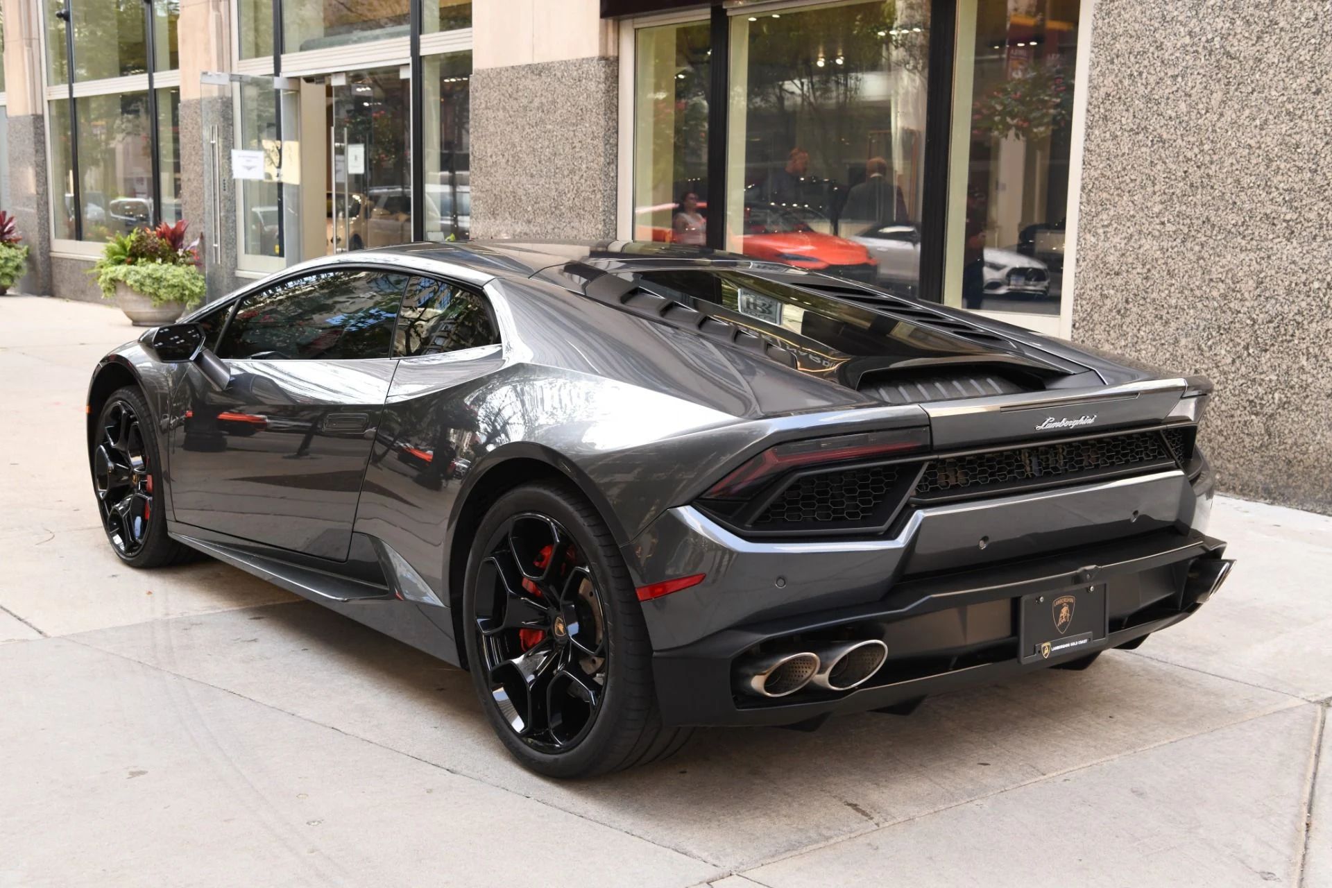 mph004_4149028306_Used_2018_Lamborghini_Huracan_LP_580_2_1758056457_fbe4f7a537