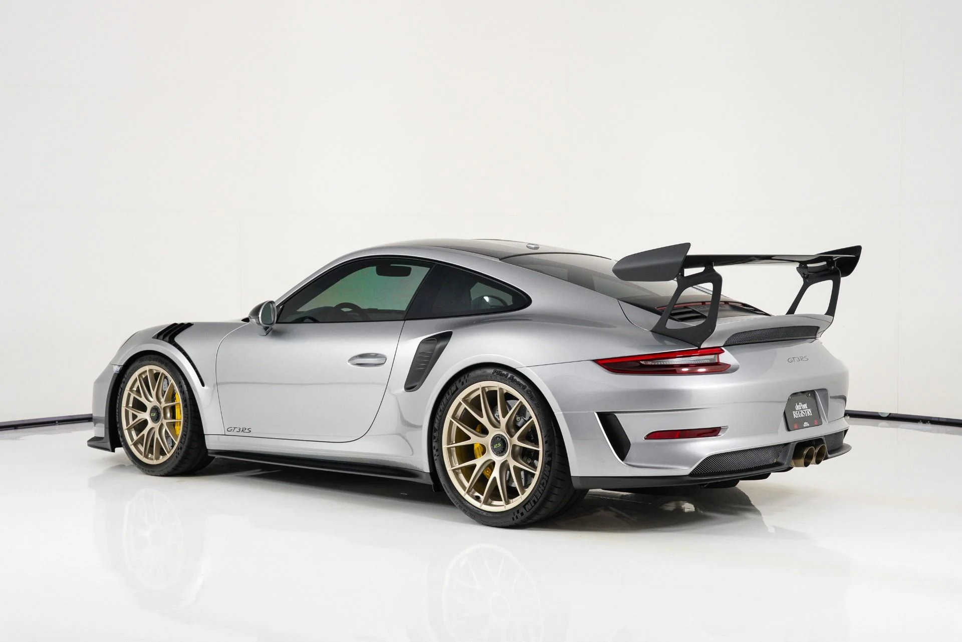 mph004_4151460747_Used_2019_Porsche_911_GT_3_RS_1786043979_dc8dc4e5e5