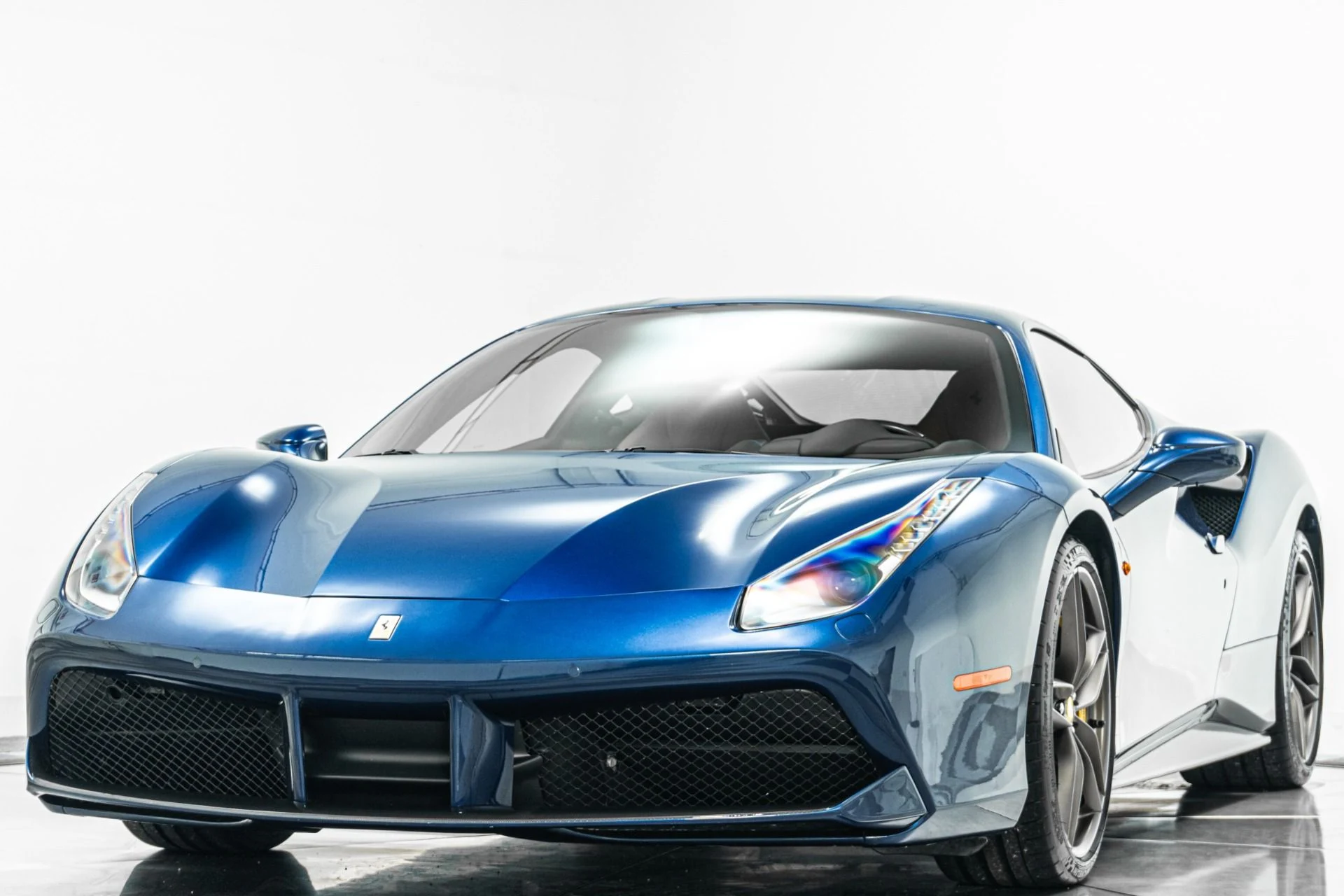 mph004_415592908_Used_2018_Ferrari_488_GTB_1778536187_e88e7c48e6